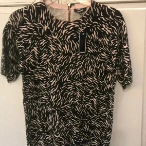 Premise sweater NWT size small